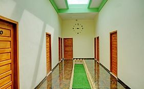 Oyo 92293 Pahala Syariah Residence